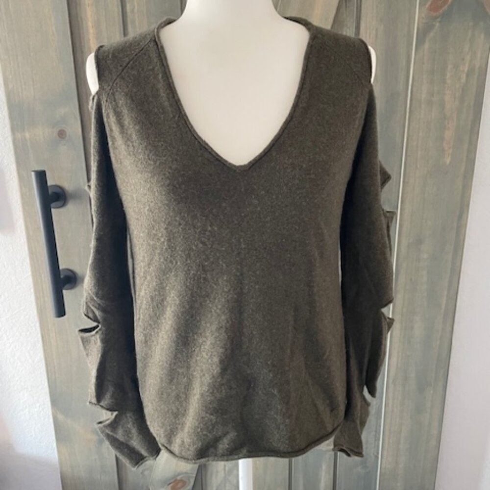 AQUA Cashmere Dark Army Green V-Neck Sweater Size S